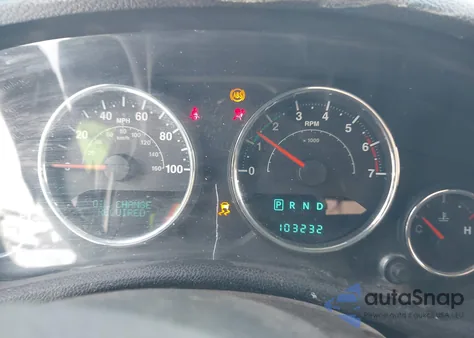 2011 Jeep Wrangler Sport z USA, uszkodzony, nr VIN 1J4AA2D14BL623083